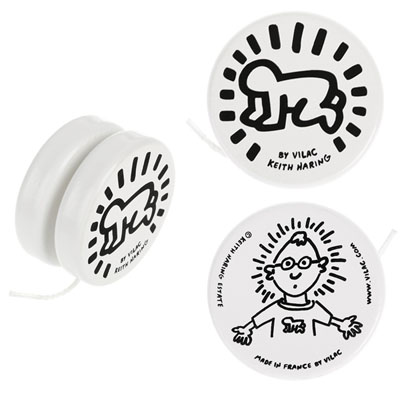 Yo-Yo Keith Haring - Radiant Baby blanc Vilac  5,50 € - Stickboutik.com